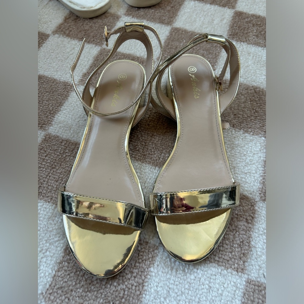 One Inch Gold Block Sandal 8 - Picture 4 of 7